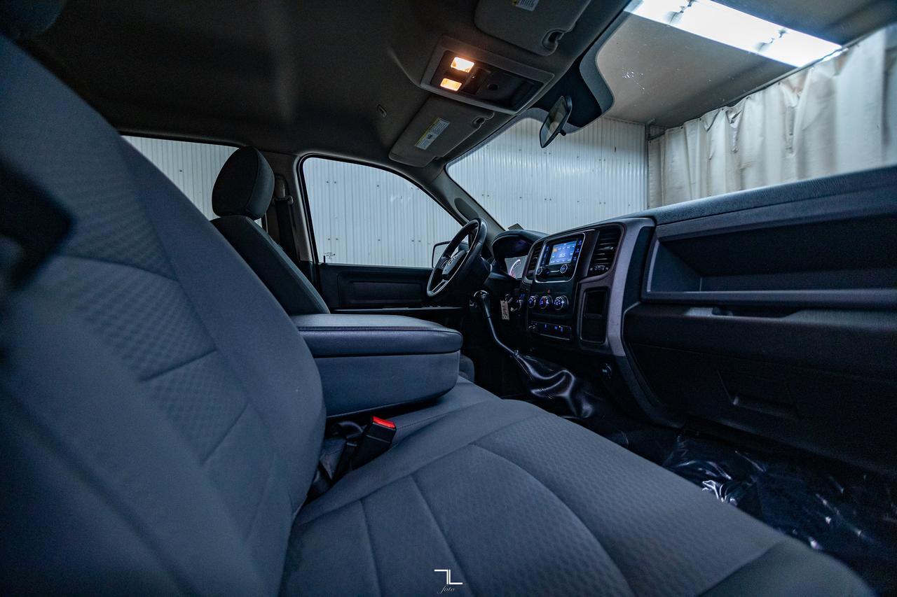 2018 Ram 2500 4x4 Crew Cab SXT Diesel Manual BCam Red Deer AB