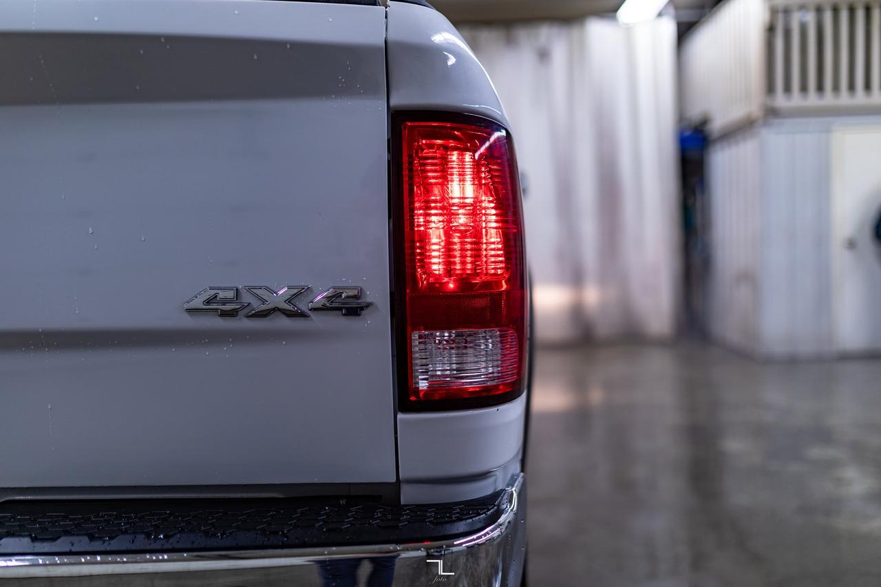 2018 Ram 2500 4x4 Crew Cab SXT Diesel Manual BCam Red Deer AB