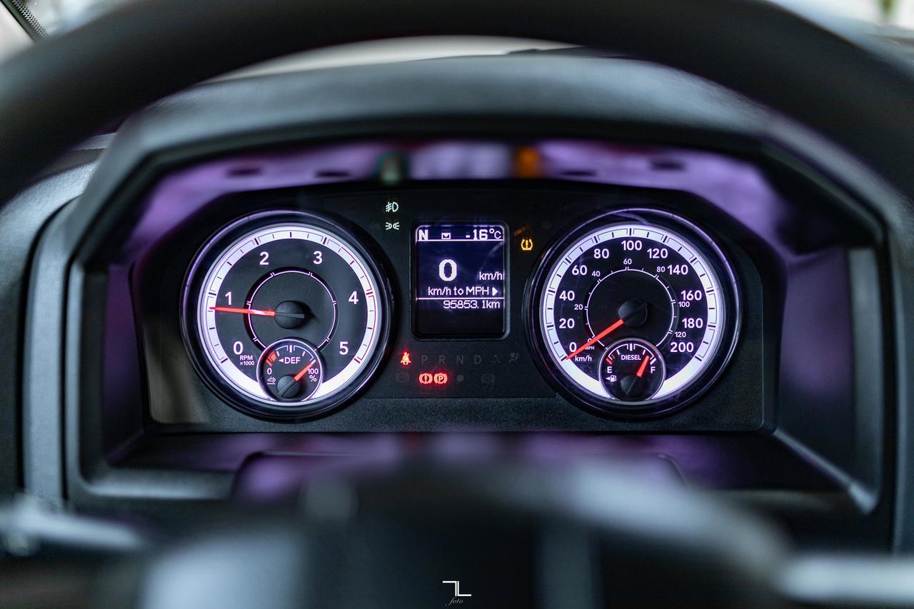 2018 Ram 2500 4x4 Crew Cab SXT Diesel Manual BCam Red Deer AB