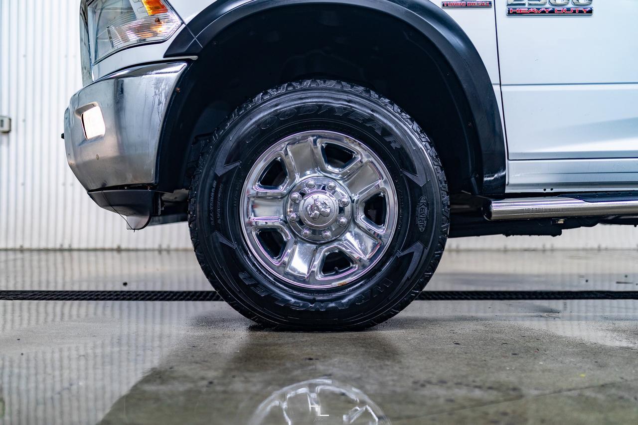 2018 Ram 2500 4x4 Crew Cab SXT Diesel Manual BCam Red Deer AB