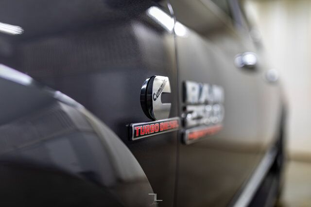 2018 Ram 2500 4x4 Mega Cab Limited Diesel Leather Roof Nav Red Deer AB