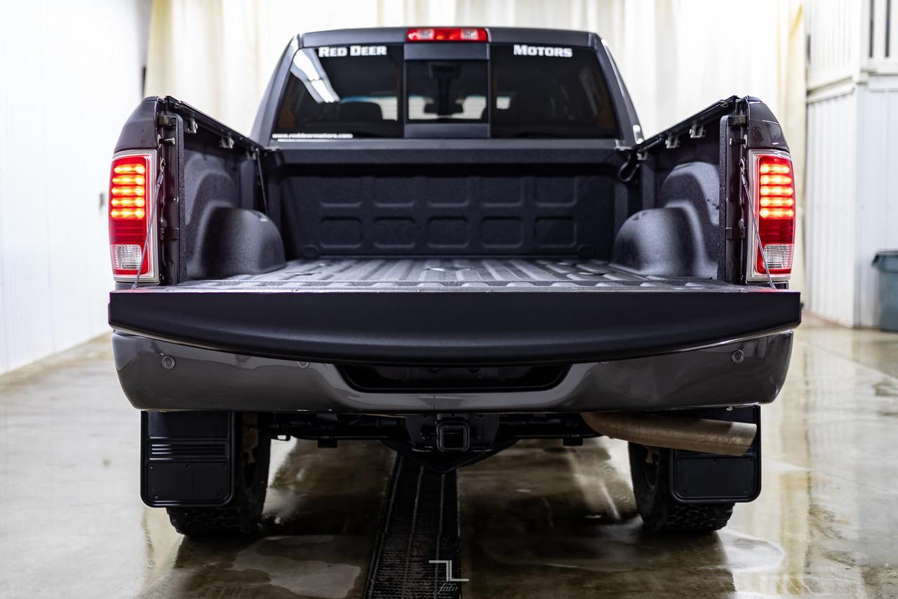 2018 Ram 2500 4x4 Mega Cab Limited Diesel Leather Roof Nav Red Deer AB