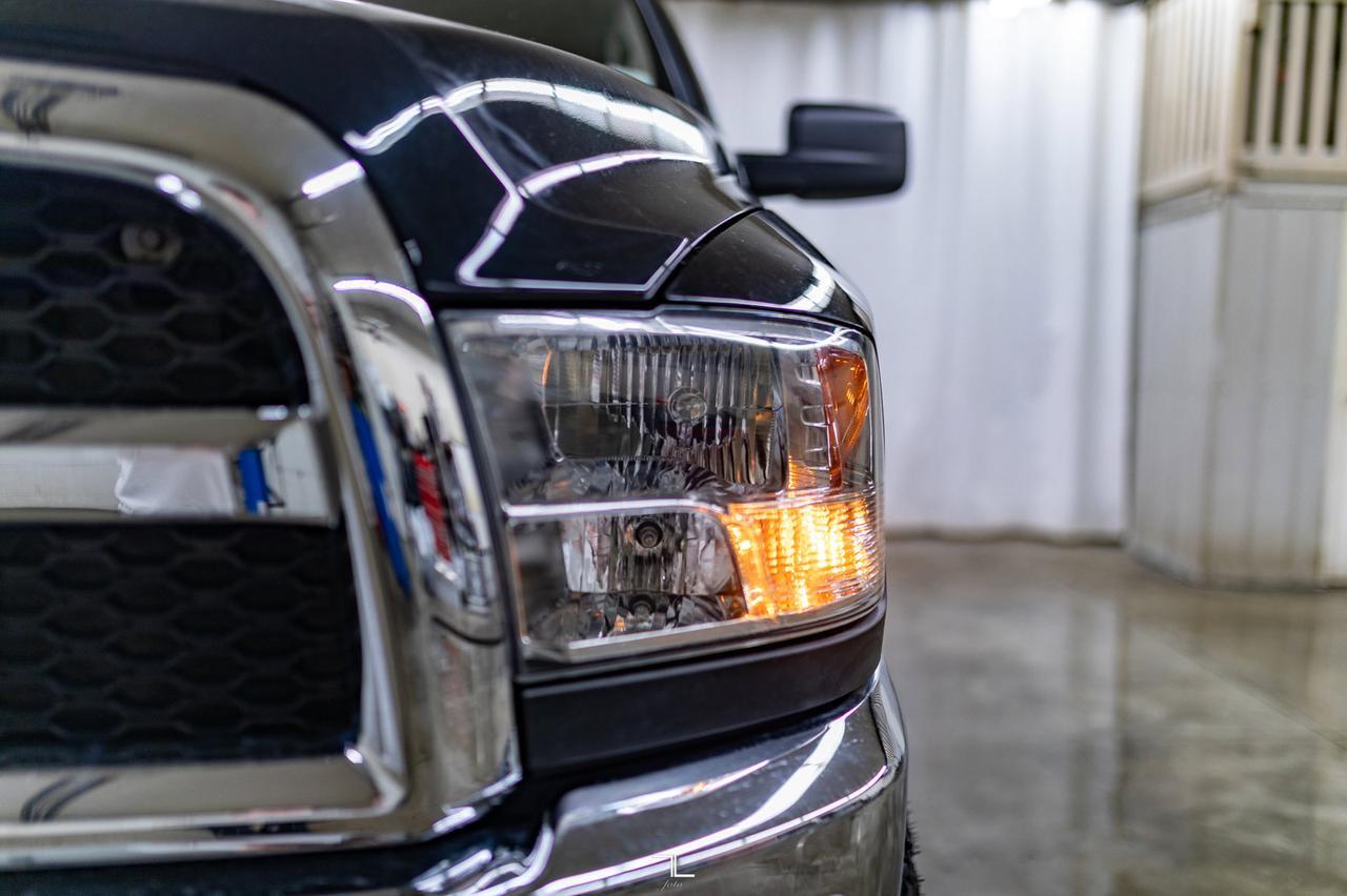 2018 Ram 2500 4x4 Reg Cab SXT Longbox Diesel Manual 4&quot; Lift Red Deer AB