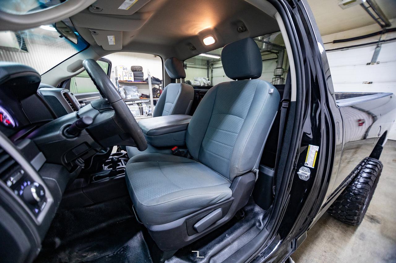 2018 Ram 2500 4x4 Reg Cab SXT Longbox Diesel Manual 4&quot; Lift Red Deer AB