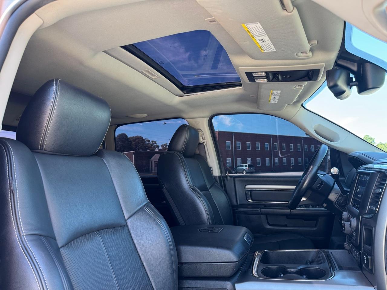 2018 Ram 2500 LARAMIE, 4X4, LIFTED, SUNROOF, ALPINE SPEAKERS, HEATED & AC SEATS, REMOTE START, KEYLESS ENTRY, HEATED STEERING WHEEL, THIS TRUCK IS LOADED AND READY TO ROLL- COME SEE IT BEFORE ITS GONE!!! Norfolk VA