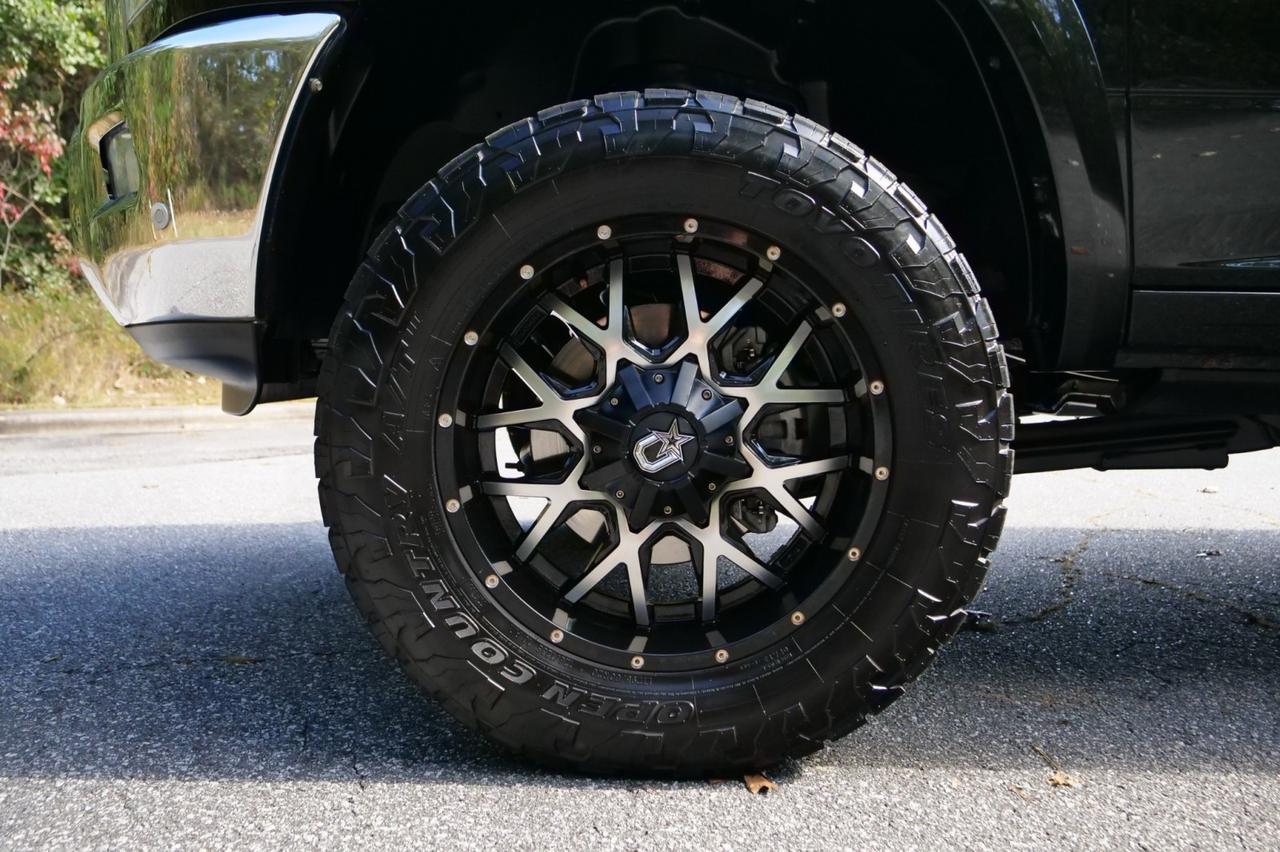 2018 Ram 2500 Laramie 4X4 / ARE Cap / Wheels & Tires / Turbo Diesel! Lincolnton NC