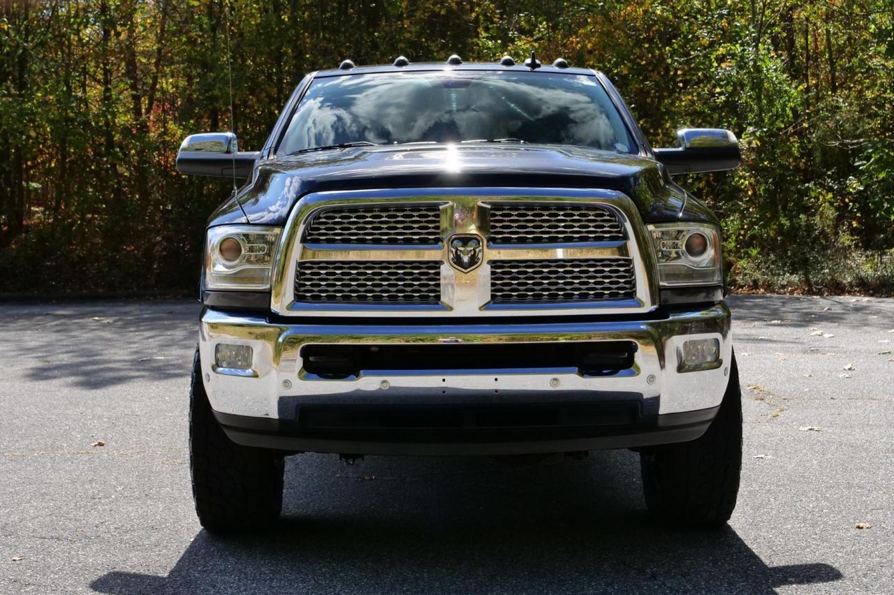 2018 Ram 2500 Laramie 4X4 / ARE Cap / Wheels & Tires / Turbo Diesel! Lincolnton NC