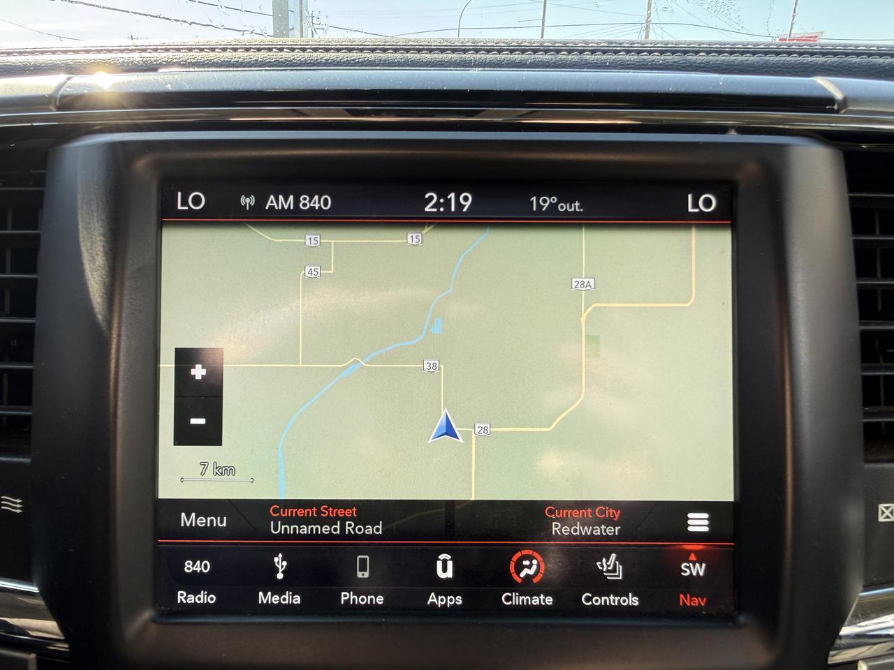 2018 Ram 2500 Laramie Crew Cab 4x4 | Cummins Diesel | Leather Heated Vented Seats | NAV | Power Sunroof Redwater AB