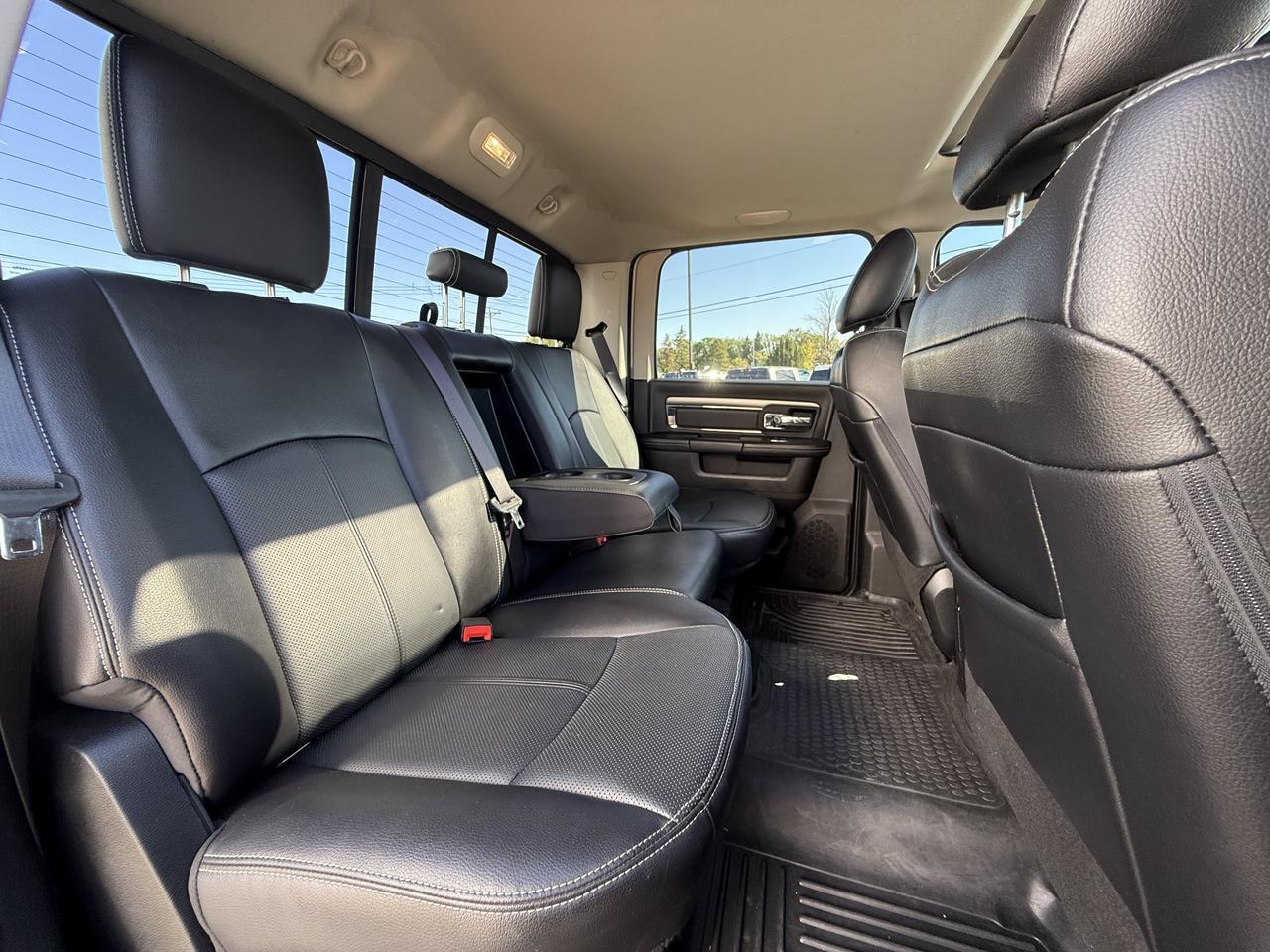 2018 Ram 2500 Laramie Crew Cab 4x4 | Cummins Diesel | Leather Heated Vented Seats | NAV | Power Sunroof Redwater AB