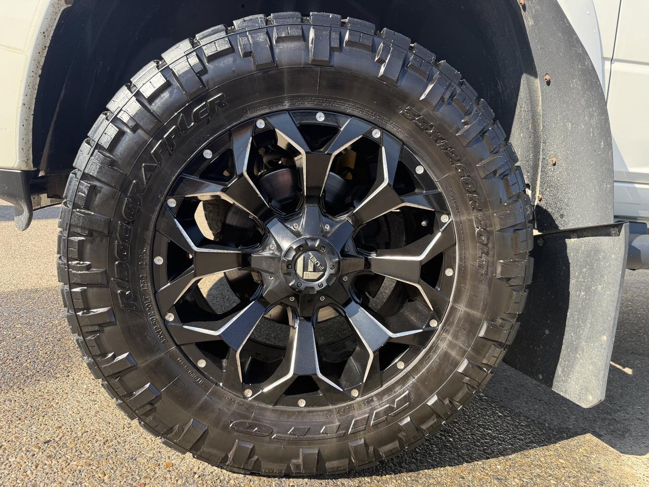 2018 Ram 2500 Laramie Crew Cab 4x4 | Cummins Diesel | Leather Heated Vented Seats | NAV | Power Sunroof Redwater AB