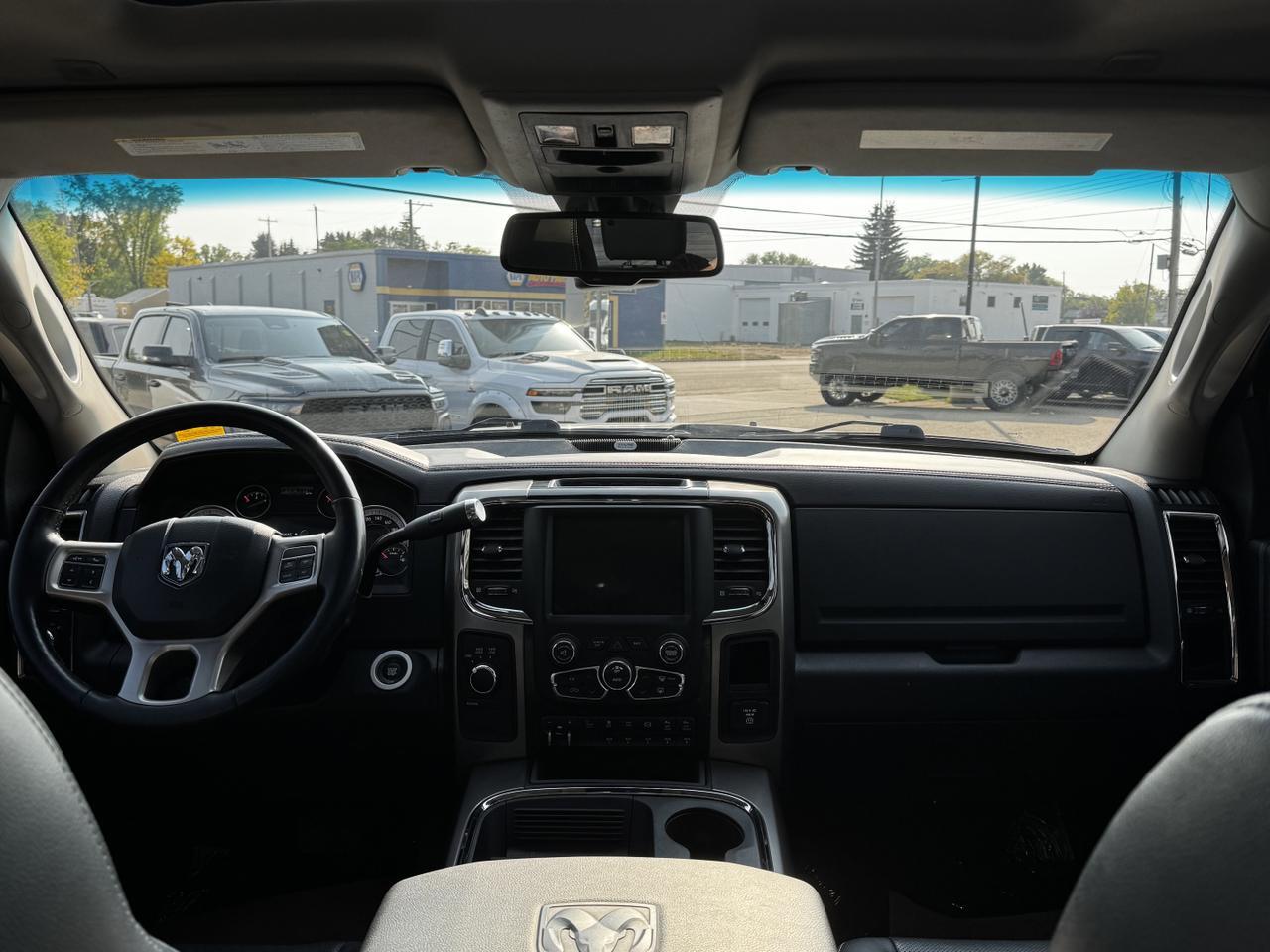 2018 Ram 2500 Laramie Crew Cab 4x4 | Cummins Diesel | Towing | Sunroof | CD | NAV | Remote Start Redwater AB