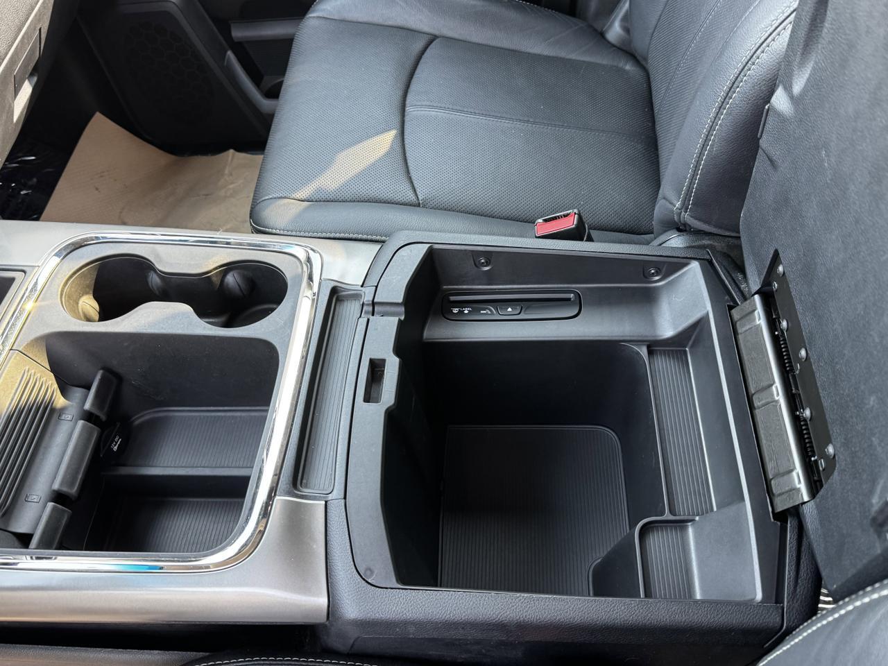2018 Ram 2500 Laramie Crew Cab 4x4 | Cummins Diesel | Towing | Sunroof | CD | NAV | Remote Start Redwater AB