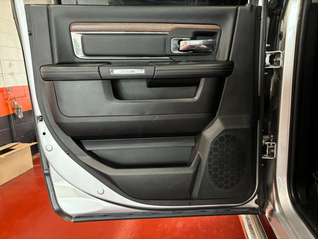 2018 Ram 2500 Laramie Crew Cab 4x4 6&apos;4 Box Franklin OH