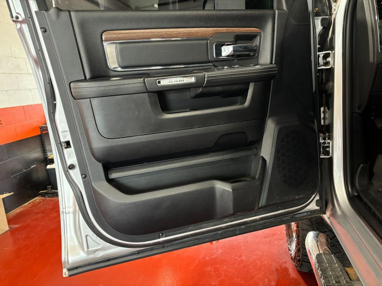 2018 Ram 2500 Laramie Crew Cab 4x4 6&apos;4 Box Franklin OH