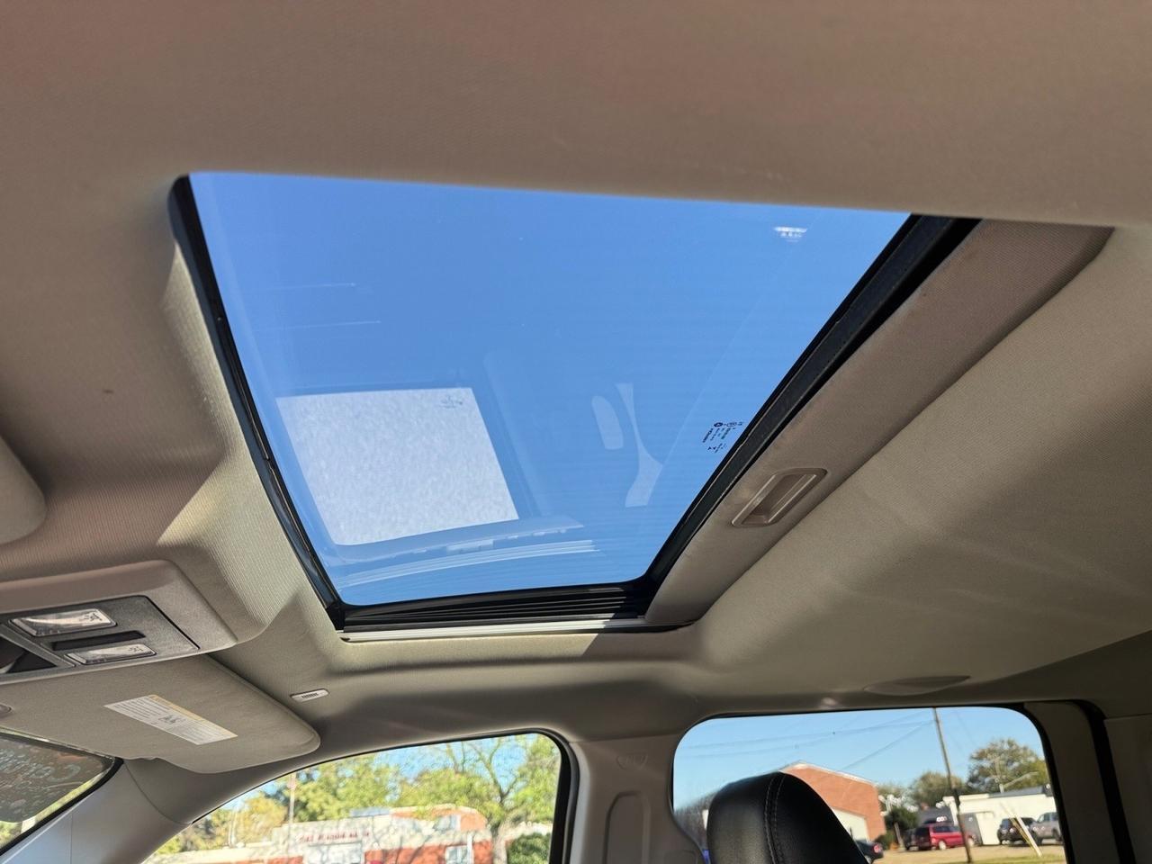 2018 Ram 2500 Laramie, HEATED AND VENTILATED SEATS, HEATED STEERING WHEEL, BACKUP CAMERA, APPLE CARPLAY/ANDROID AUTO, ALPINE SPEAKERS, POWER SUNROOF, COME AND TEST DRIVE THIS RAM 2500 TODAY! Norfolk VA