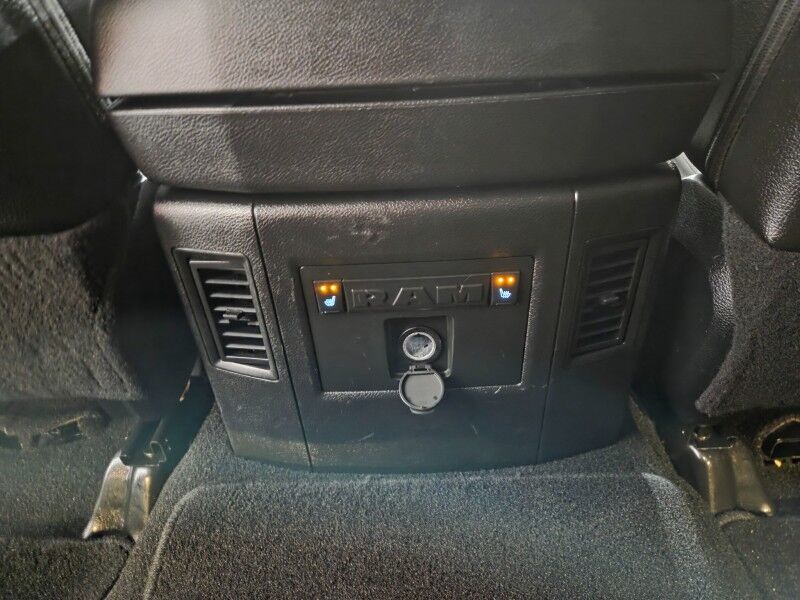 2018 Ram 2500 Laramie Lifted Mega Cab 4WD 6.7L Diesel 35in Nitto GPS Camera FREE WARRANTY Arlington TX