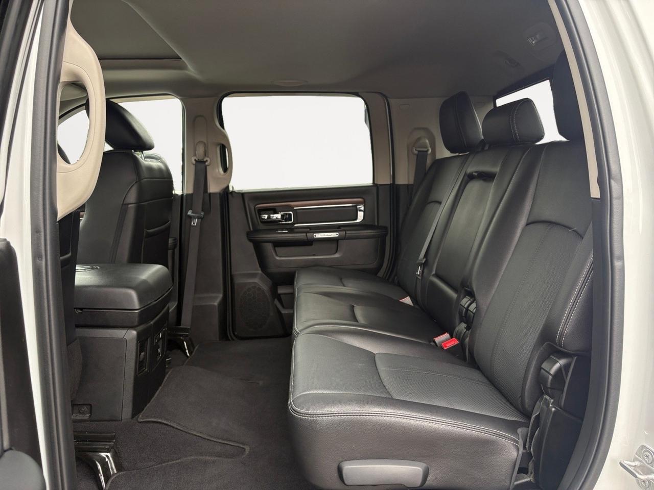 2018 Ram 2500 Laramie MEGA CAB 4X4 6.7L CUMMINS DIESEL, TOW PACKAGE, RUNNING BOARDS, BACKUP CAMERA, PARKING SENSORS, HEATED & VENTILATED SEATS, APPLE CARPLAY/ANDROID AUTO, SUNROOF, LOW MILES, JUST 1 OWNER, CLEAN CARFAX, SEE THIS RAM TODAY, TAKE A RIDE! Virginia Beach VA