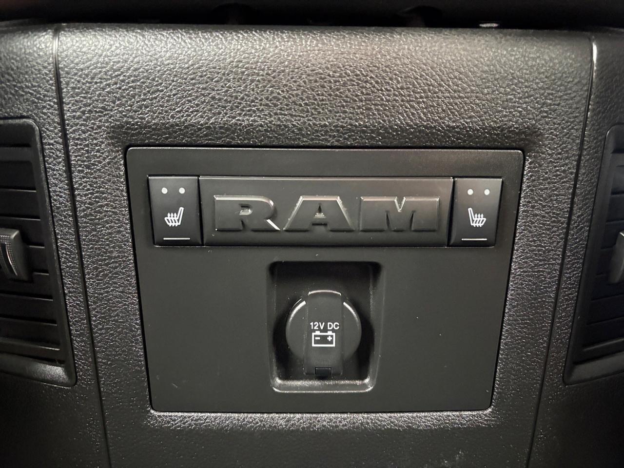 2018 Ram 2500 Laramie MEGA CAB 4X4 6.7L CUMMINS DIESEL, TOW PACKAGE, RUNNING BOARDS, BACKUP CAMERA, PARKING SENSORS, HEATED & VENTILATED SEATS, APPLE CARPLAY/ANDROID AUTO, SUNROOF, LOW MILES, JUST 1 OWNER, CLEAN CARFAX, SEE THIS RAM TODAY, TAKE A RIDE! Virginia Beach VA