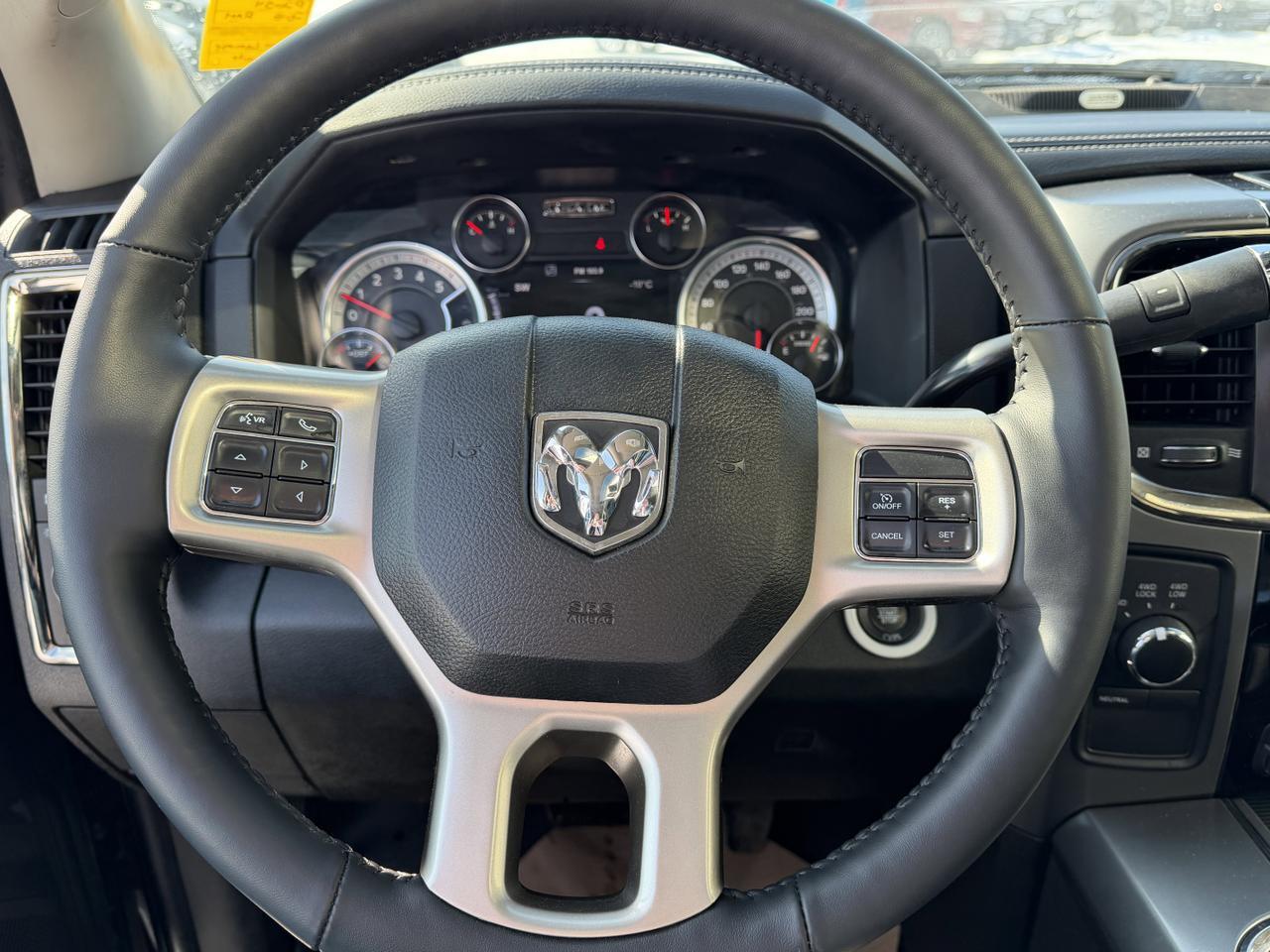 2018 Ram 2500 Laramie Mega Cab 4x4 | Cummins Turbo Diesel | Leather | Heated Vented Seats | Power Sunroof | NAV Redwater AB