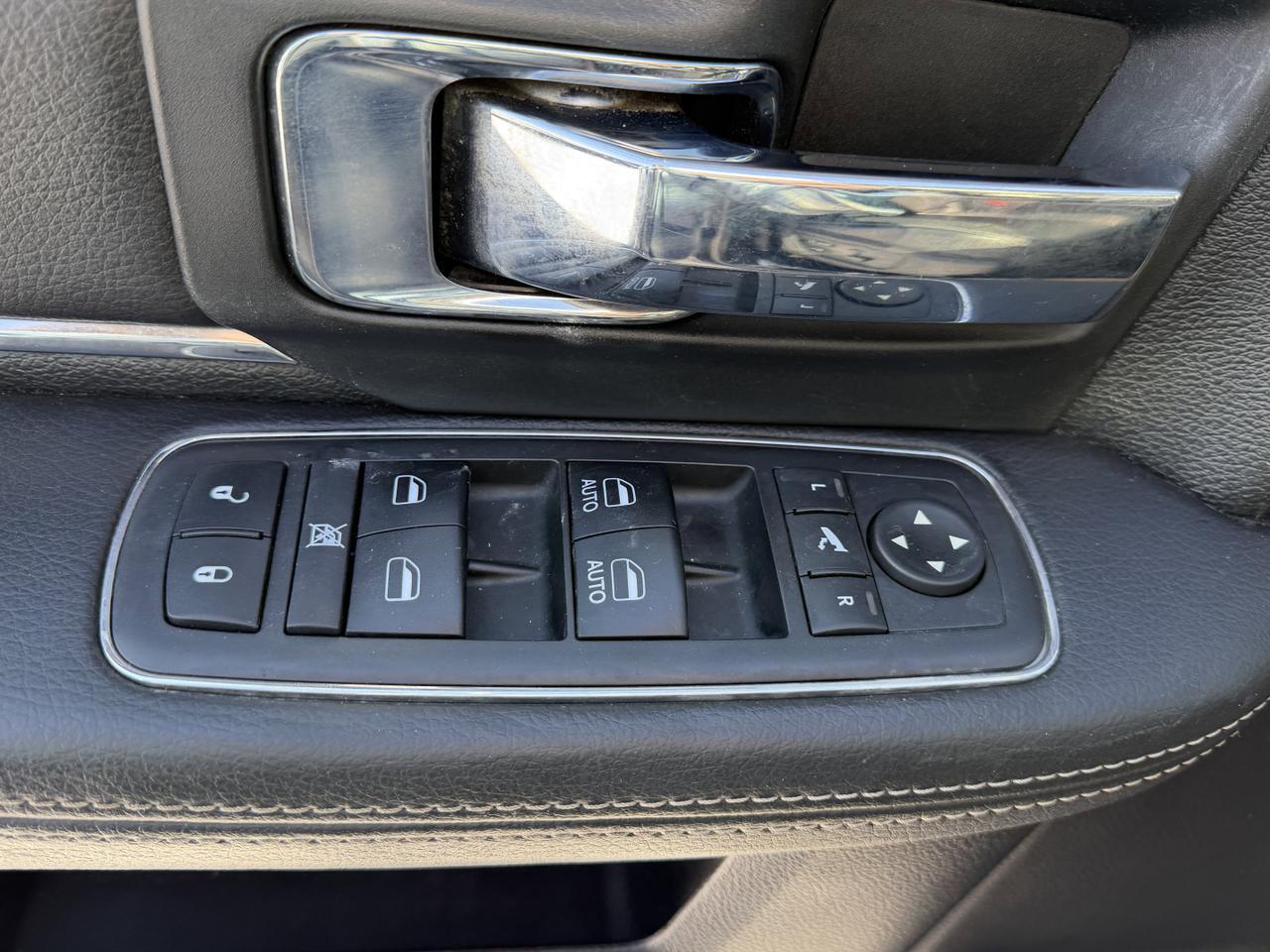 2018 Ram 2500 Laramie Mega Cab 4x4 | Cummins Turbo Diesel | Leather | Heated Vented Seats | Power Sunroof | NAV Redwater AB