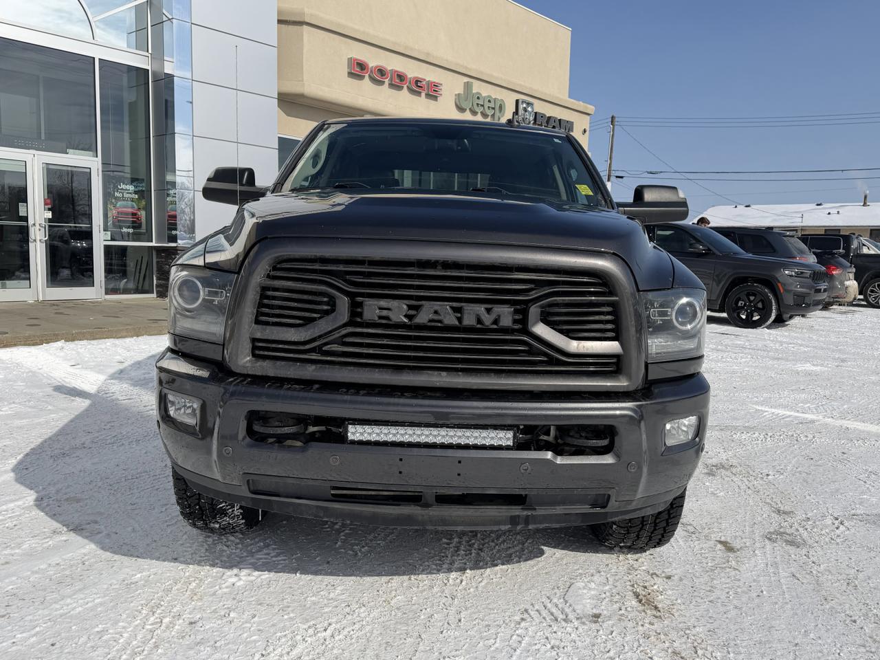2018 Ram 2500 Laramie Mega Cab 4x4 | Cummins Turbo Diesel | Leather | Heated Vented Seats | Power Sunroof | NAV Redwater AB