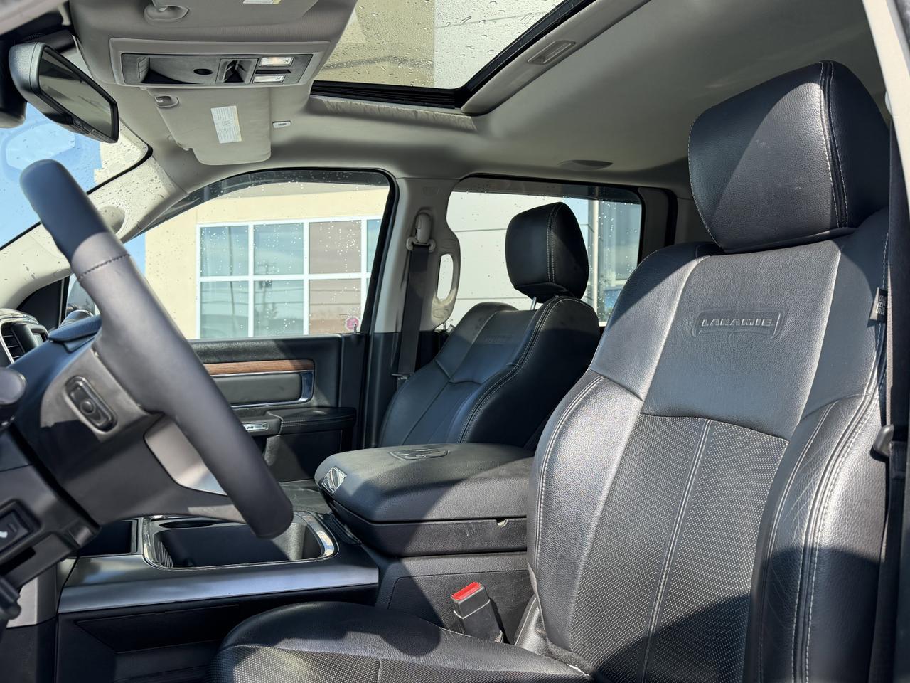 2018 Ram 2500 Laramie Mega Cab 4x4 | Cummins Turbo Diesel | Leather | Heated Vented Seats | Power Sunroof | NAV Redwater AB