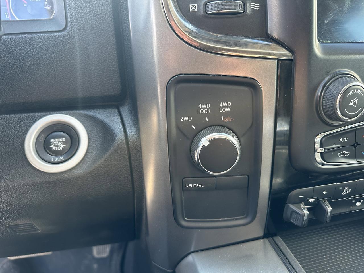 2018 Ram 2500 Laramie Mega Cab 4x4 | DELETED & TUNED | 68RFE | Leather | 5th Wheel Prep | Sun Roof Redwater AB