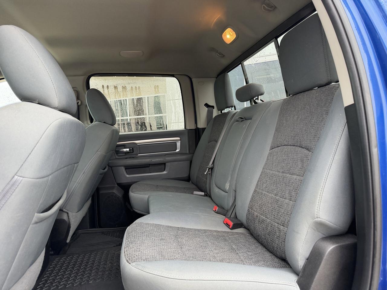 2018 Ram 2500 SLT Crew Cab 4x4 | Low KMs | V8 HEMI | NAV | Heated Seats | Remote Start | Backup Camera | Bluetooth Redwater AB