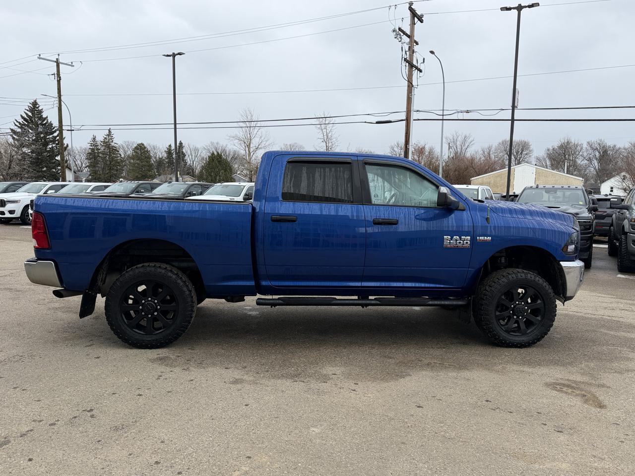 2018 Ram 2500 SLT Crew Cab 4x4 | Low KMs | V8 HEMI | NAV | Heated Seats | Remote Start | Backup Camera | Bluetooth Redwater AB
