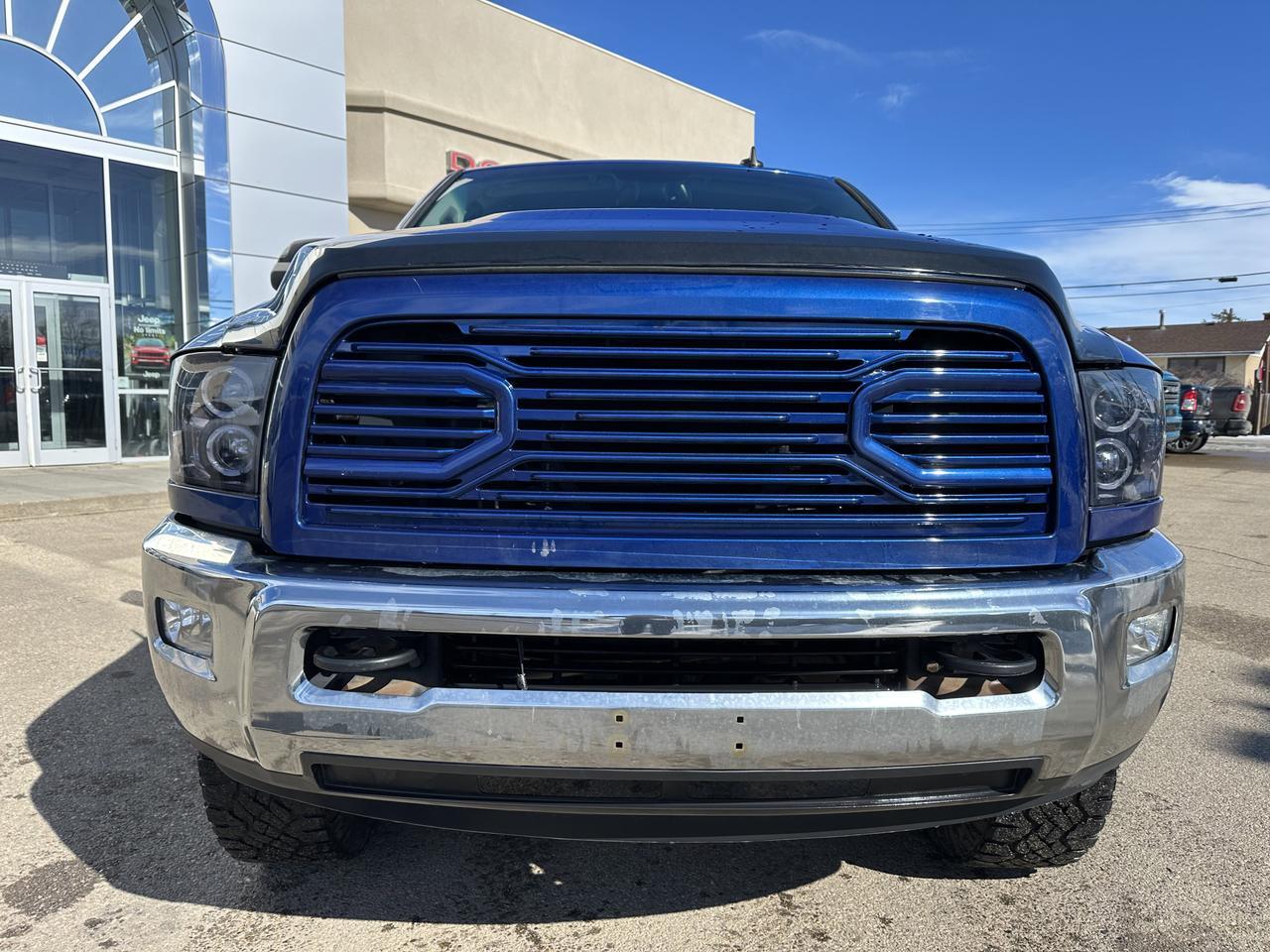 2018 Ram 2500 SLT Crew Cab 4x4 | Low KMs | V8 HEMI | NAV | Heated Seats | Remote Start | Backup Camera | Bluetooth Redwater AB