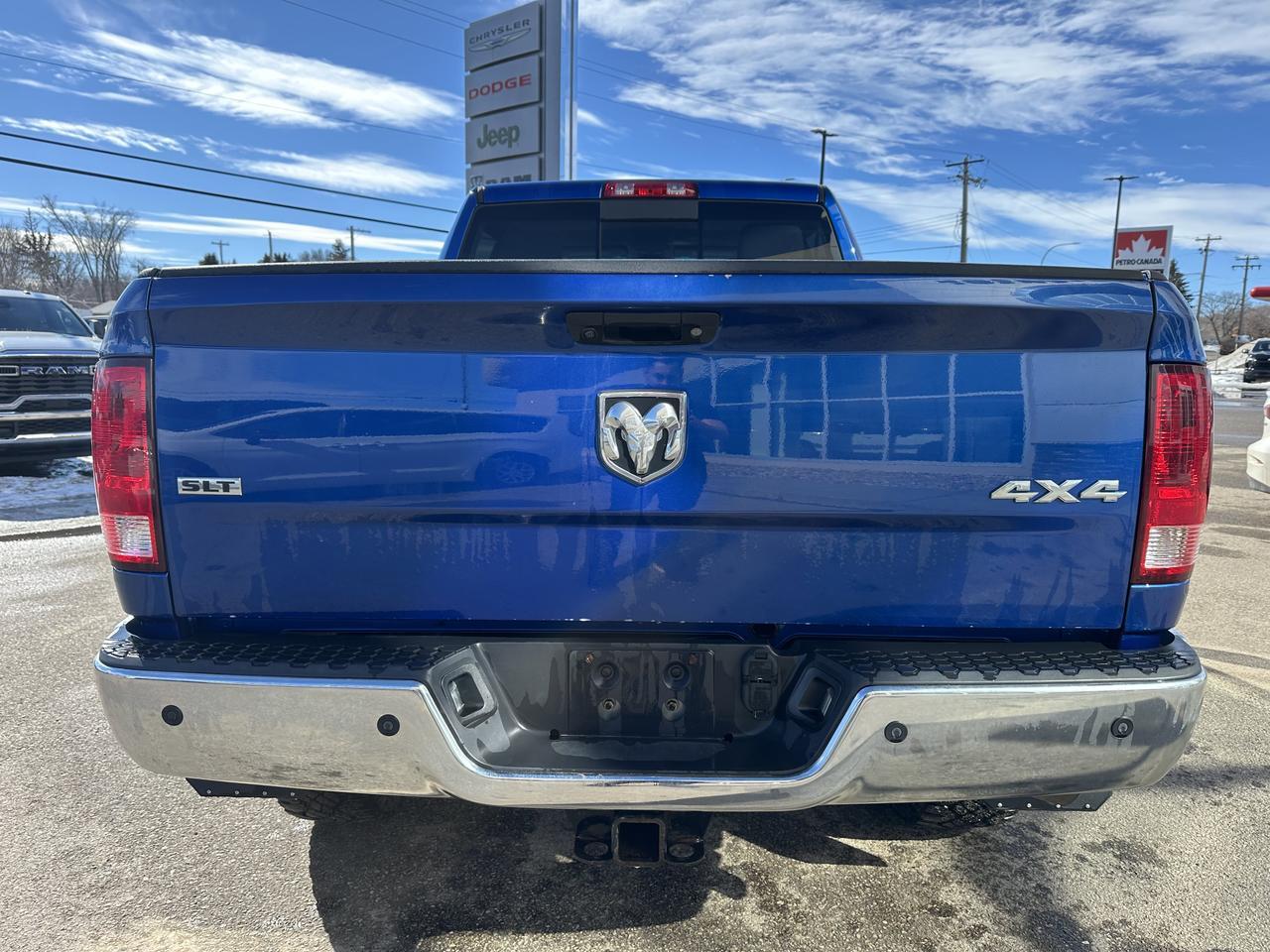 2018 Ram 2500 SLT Crew Cab 4x4 | Low KMs | V8 HEMI | NAV | Heated Seats | Remote Start | Backup Camera | Bluetooth Redwater AB
