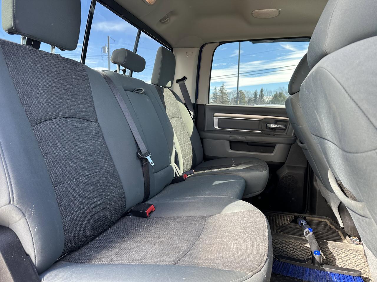 2018 Ram 2500 SLT Crew Cab 4x4 | Low KMs | V8 HEMI | NAV | Heated Seats | Remote Start | Backup Camera | Bluetooth Redwater AB