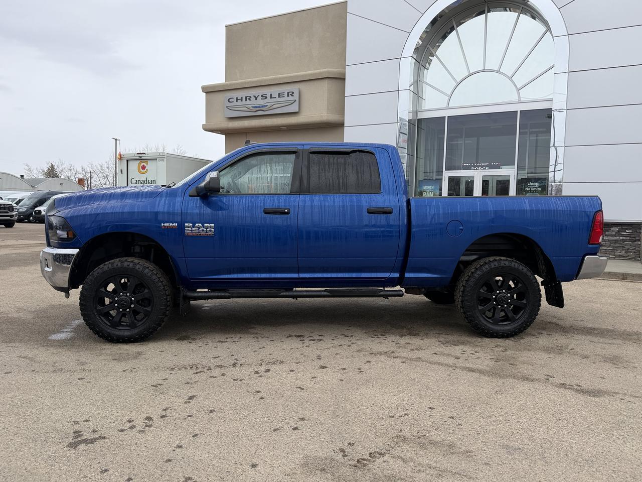 2018 Ram 2500 SLT Crew Cab 4x4 | Low KMs | V8 HEMI | NAV | Heated Seats | Remote Start | Backup Camera | Bluetooth Redwater AB
