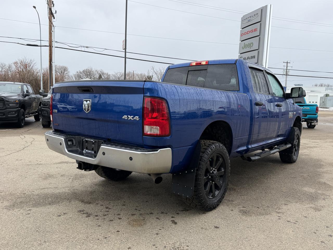 2018 Ram 2500 SLT Crew Cab 4x4 | Low KMs | V8 HEMI | NAV | Heated Seats | Remote Start | Backup Camera | Bluetooth Redwater AB
