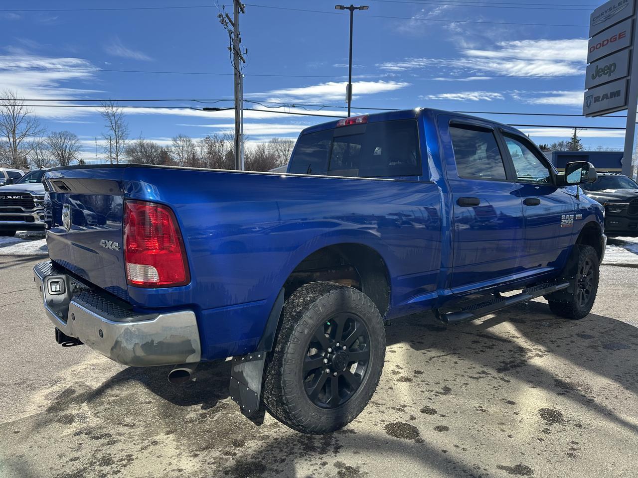2018 Ram 2500 SLT Crew Cab 4x4 | Low KMs | V8 HEMI | NAV | Heated Seats | Remote Start | Backup Camera | Bluetooth Redwater AB