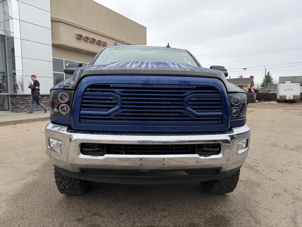2018 Ram 2500 SLT Crew Cab 4x4 | Low KMs | V8 HEMI | NAV | Heated Seats | Remote Start | Backup Camera | Bluetooth Redwater AB