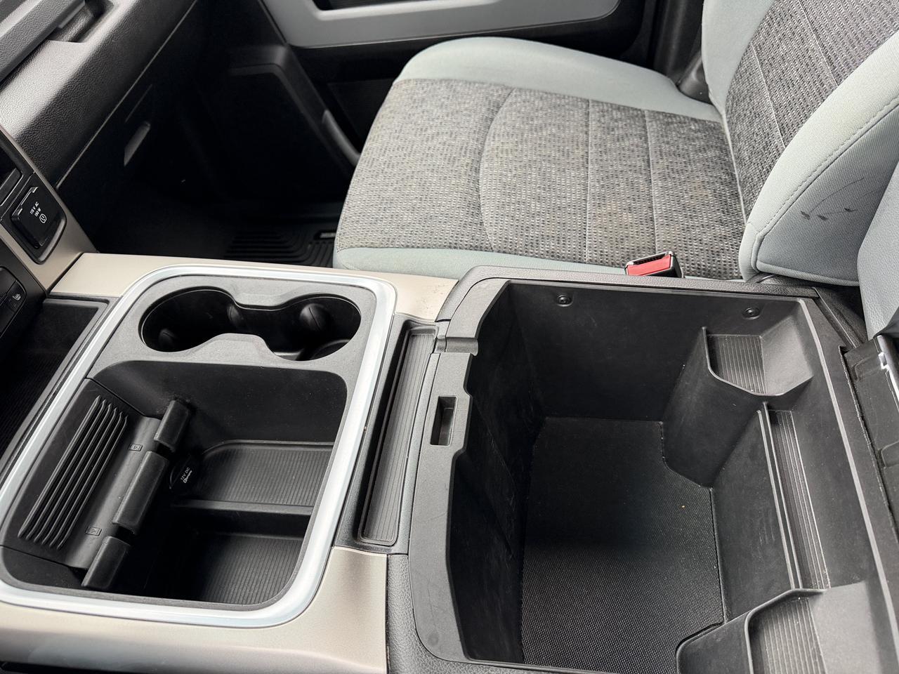 2018 Ram 2500 SLT Crew Cab 4x4 | Low KMs | V8 HEMI | NAV | Heated Seats | Remote Start | Backup Camera | Bluetooth Redwater AB