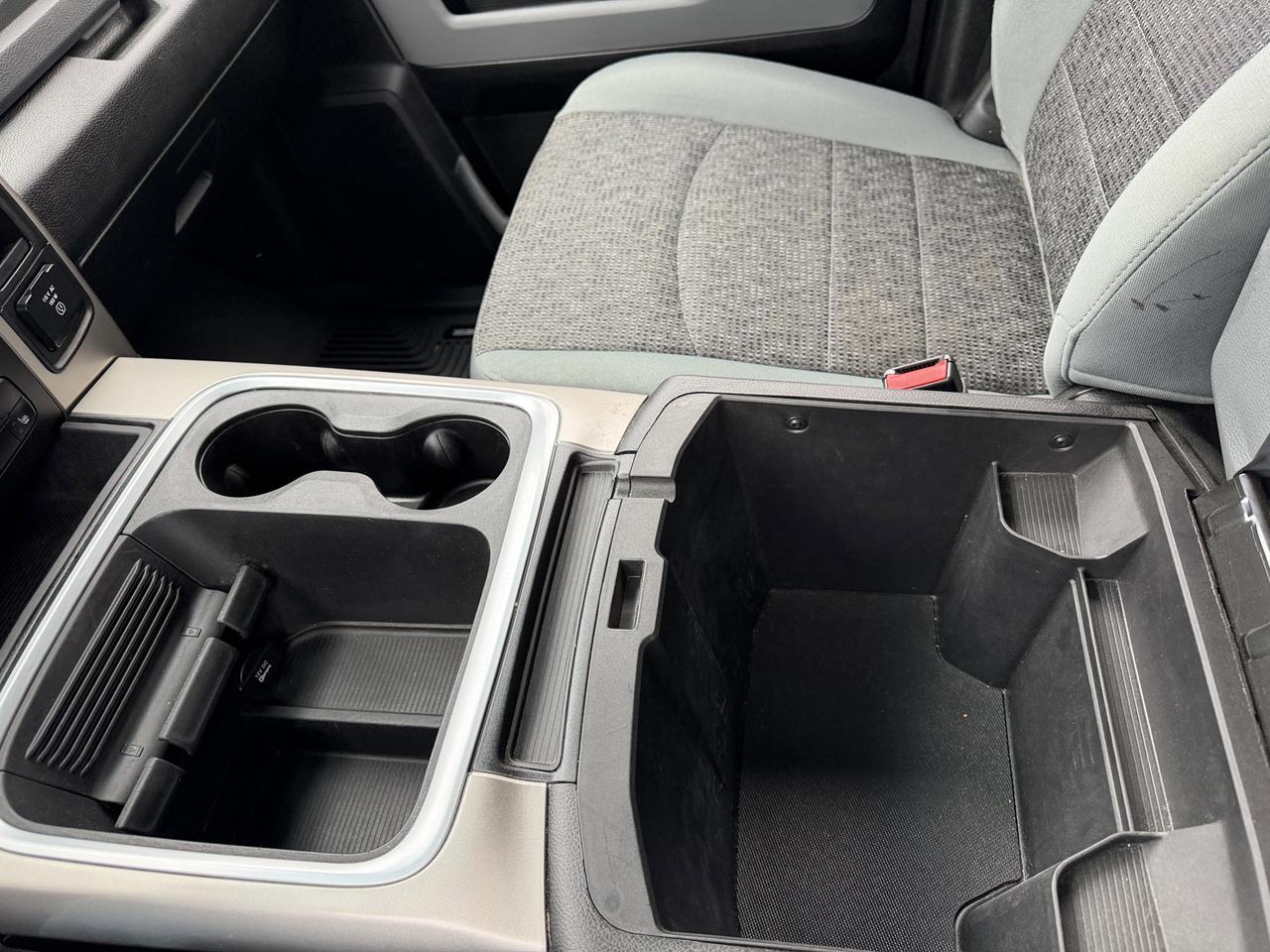 2018 Ram 2500 SLT Crew Cab 4x4 | Low KMs | V8 HEMI | NAV | Heated Seats | Remote Start | Backup Camera | Bluetooth Redwater AB