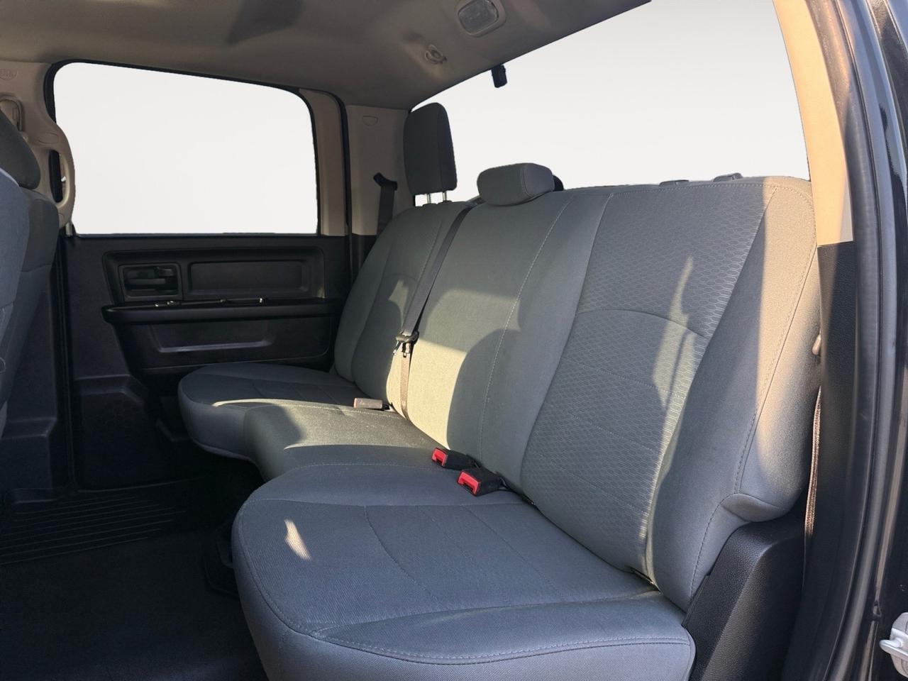 2018 Ram 2500 Tradesman, BLUETOOTH, POWER MIRRORS, RUNNING BOARDS, TOW HOOKS, TOW PACKAGE, BED LINER, TRAILER BRAKE CONTROL, BACKUP CAMERA, REMOTE KEYLESS ENTRY, CLEAN CARFAX, A GREAT TRUCK FOR A GREAT PRICE! Norfolk VA