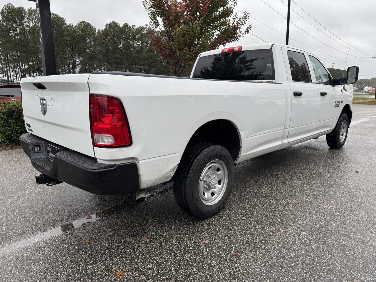 2018 Ram 2500 Tradesman Crew Cab 4x2 8&apos; Box