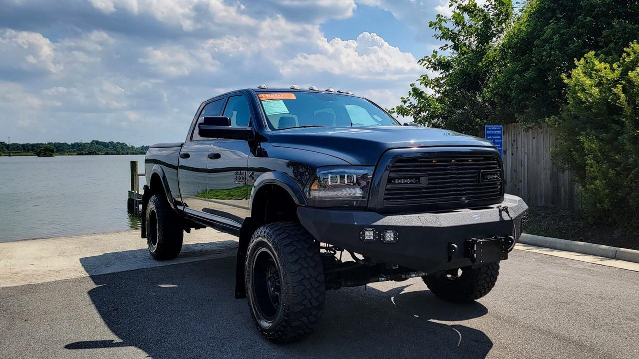 2018 Ram 2500 Tradesman Lifted 4x4 WITH CUSTOM DV8 STEEL BUMPERS, CUSTOM GRILLE, CUSTOM RIMS