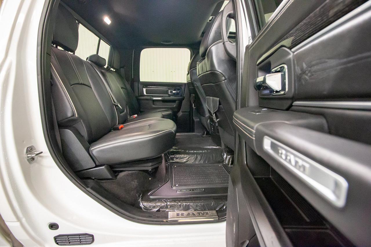 2018 Ram 3500 4x4 Crew Cab Limited Diesel Leather Roof Nav Red Deer AB