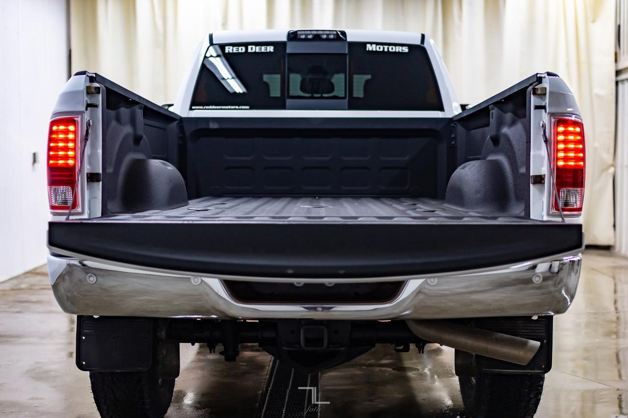 2018 Ram 3500 4x4 Crew Cab Longhorn Longbox Leather Nav BCam Red Deer AB