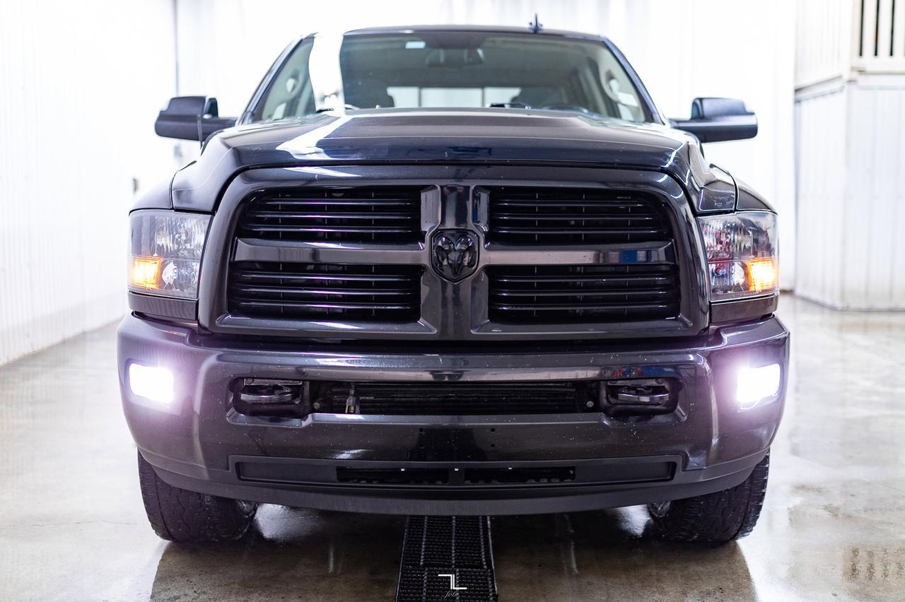 2018 Ram 3500 4x4 Crew Cab SLT Black Out Edition Diesel Roof Nav BCam Red Deer AB