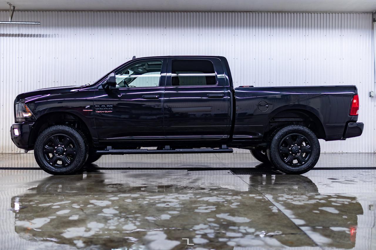 2018 Ram 3500 4x4 Crew Cab SLT Black Out Edition Diesel Roof Nav BCam Red Deer AB