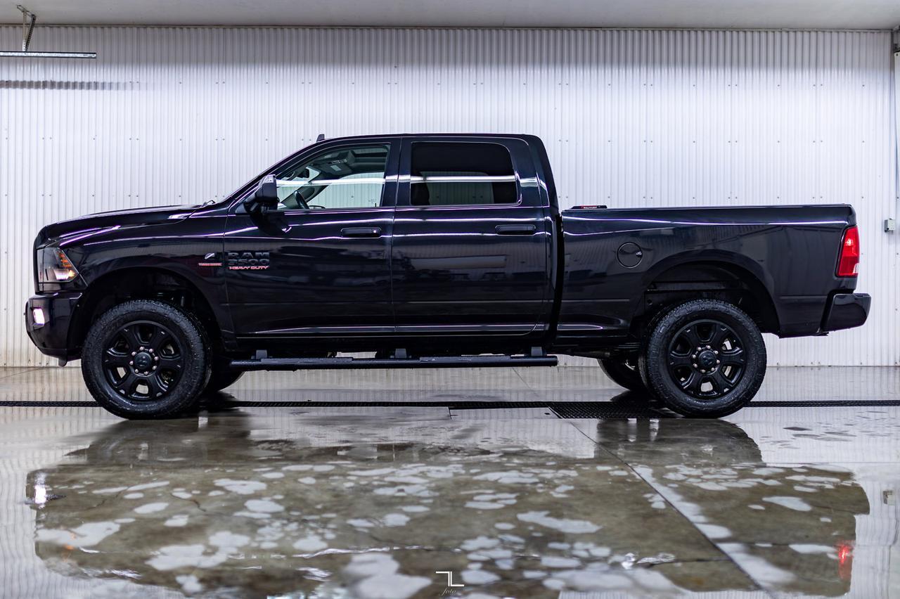 2018 Ram 3500 4x4 Crew Cab SLT Black Out Edition Diesel Roof Nav BCam Red Deer AB
