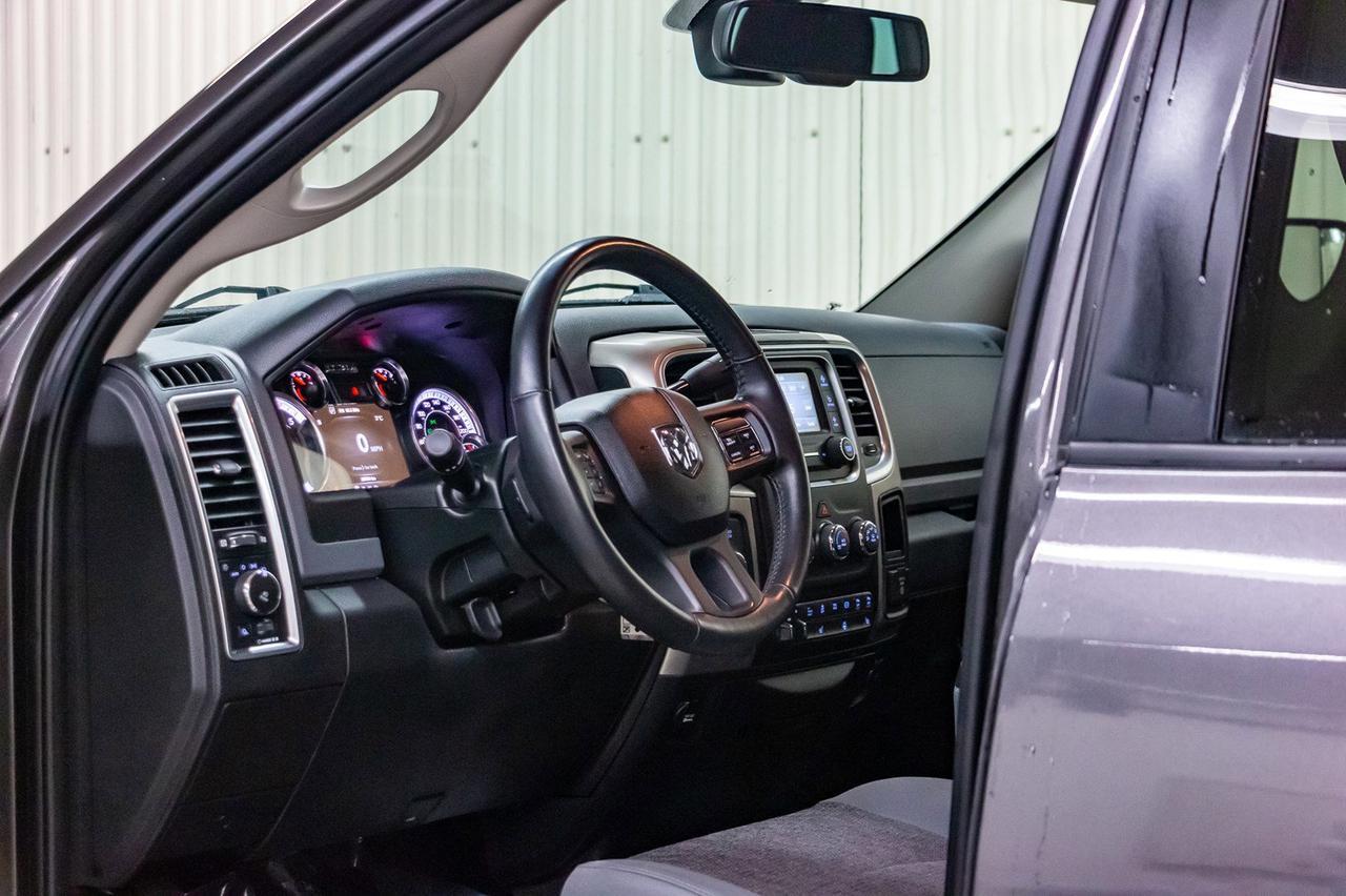 2018 Ram 3500 4x4 Crew Cab SLT Diesel BCam Red Deer AB