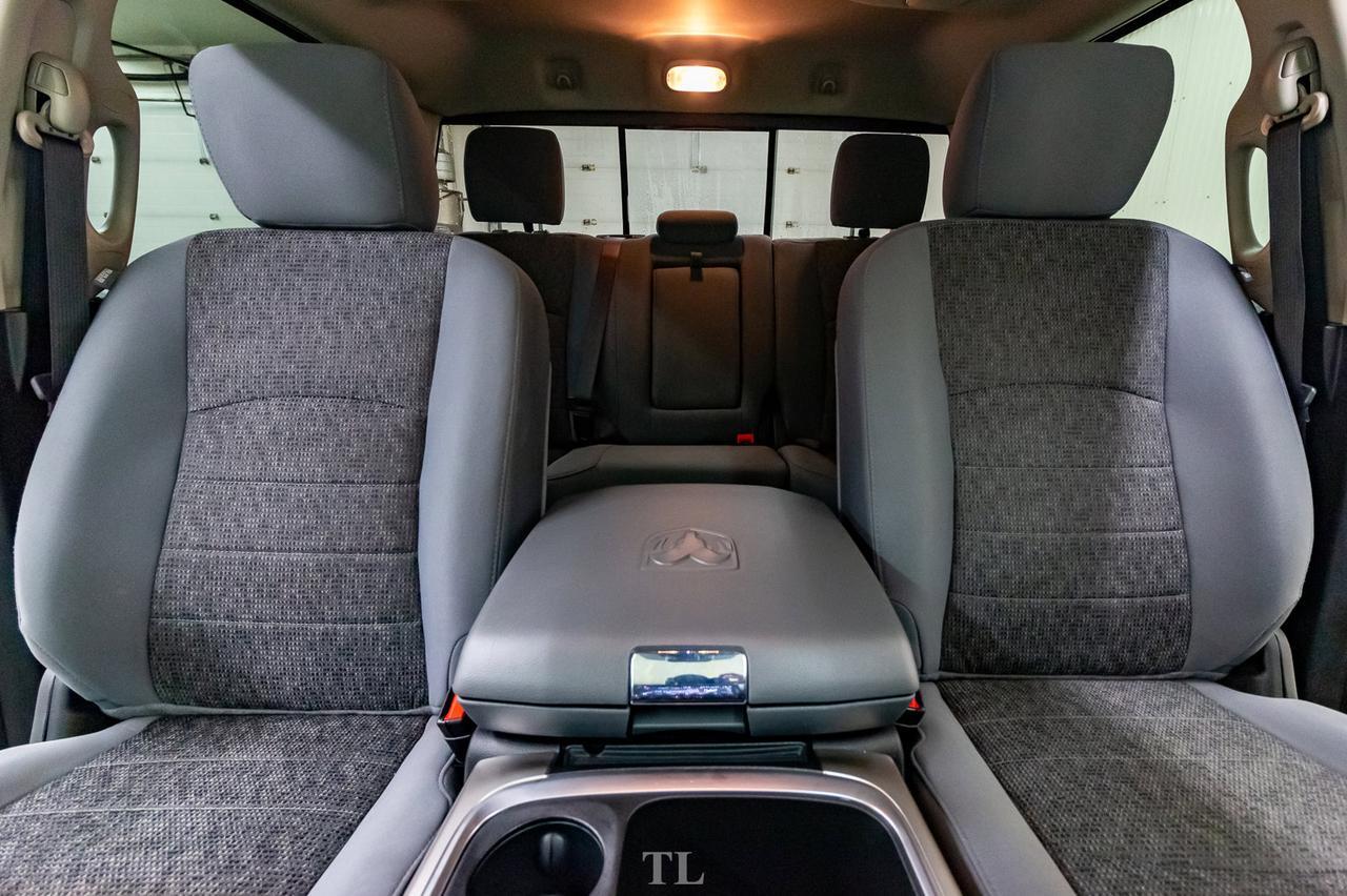 2018 Ram 3500 4x4 Crew Cab SLT Diesel BCam Red Deer AB