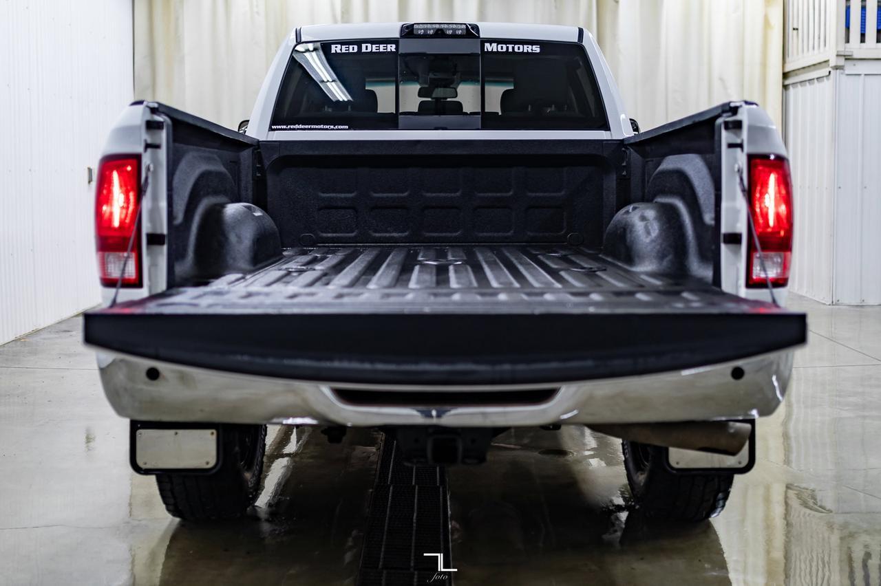 2018 Ram 3500 4x4 Crew Cab SLT Diesel Nav BCam Red Deer AB