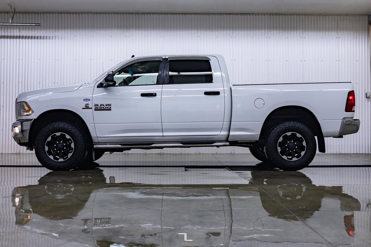 2018 Ram 3500 4x4 Crew Cab SLT Diesel Nav BCam Red Deer AB